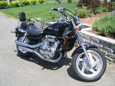 Honda on 2001 Honda Magna 750 V4